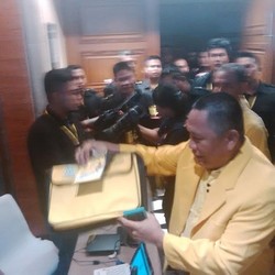 Anggap Munas Tak Demokratis, Bendahara DPD I Golkar Papua Mundur