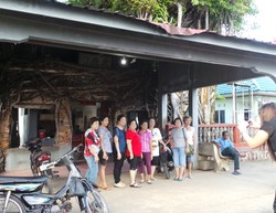 Yang Unik di Kepri, Klenteng Dililit Beringin Seperti Angkor Wat