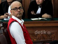 Dua Guru JIS Jalani Sidang Perdana