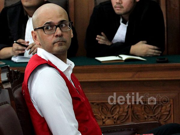 Dua Guru JIS Jalani Sidang Perdana