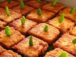 Enaknya Sore-sore Ngemil Tahu Goreng dan Cabai Rawit