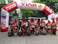 Viar Tuntaskan Etape Kedua Jelajah Indonesia