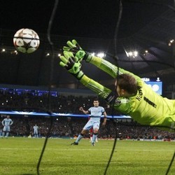 Jadi Finalis Ballon dOr, Neuer Beri Kredit pada Bayern dan Jerman