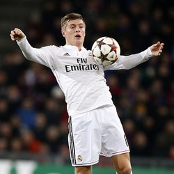 Kroos Pemain Terbaik di Dunia di Posisinya