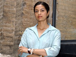 Pemenang Pulitzer Jhumpa Lahiri Perebutkan Hadiah Sastra Bergengsi