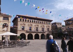 El Poble Espanyol, Taman Mini Tertua di Dunia