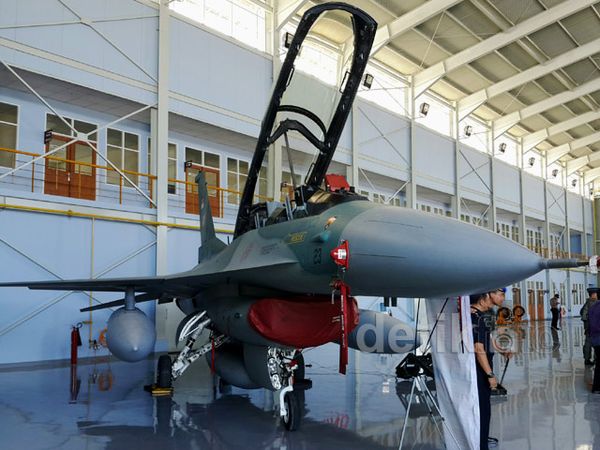 Skadron Udara F-16 di Pekanbaru Resmi Beroperasi Skadron Udara F-16 di Pekanbaru Resmi Beroperasi