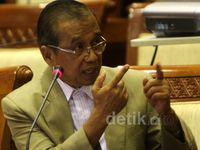 Busyro Muqoddas Ikuti Tes Capim KPK