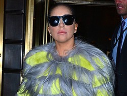 Lady Gaga Juga Korban Pelecehan Seksual Produser Kesha?