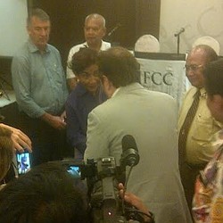 Di Depan Wartawan Asing, Begini Tegasnya Menteri Susi Soal Ikan Napoleon