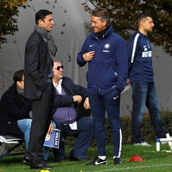 Zanetti: Inter Harus Bantu Mancini