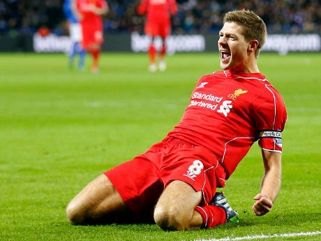 Gerrard: Yang Penting Gol, Kontrak Nanti Dulu