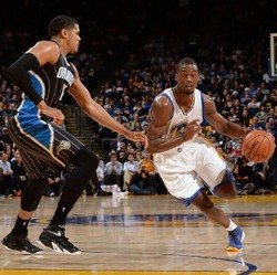 Warriors Kalahkan Magic di Detik-detik Akhir, Perpanjang Rentetan Kemenangan