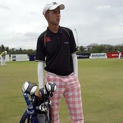 Tirto Tantang Pegolf Pro Demi Percepatan Naik Kasta