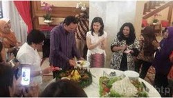 Istri Ultah, Ahok Ucapkan Selamat di Instagram