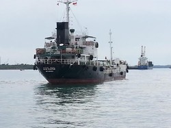 Indonesia Tangkap Kapal Tanker Berbendera Mongol Penyelundup BBM ke Malaysia