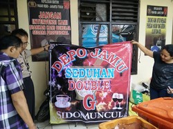 Kios Jamu GG Penjual Miras Oplosan Habis Diamuk Massa di Jakarta Timur