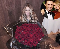 Sweet, Adam Levine Kirim Bouquet Bunga Super Besar untuk Behati Prinsloo