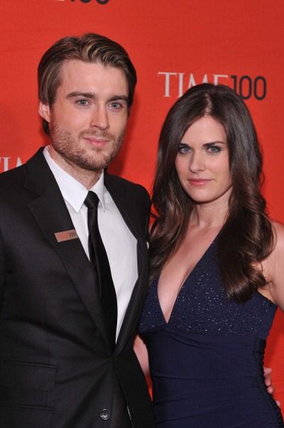 Kekasih Super Seksi Para Miliuner Teknologi