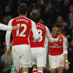 Alexis Sanchez Beri Arsenal Kemenangan atas Southampton