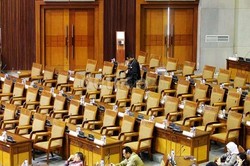 Didukung KIH dan Demokrat, Ruhut: Perpu Pilkada Pasti Gol di DPR