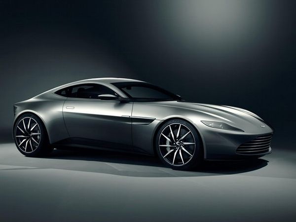 Mobil Anyar James Bond