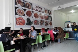 Ini Rumah Makan yang Paling Diburu Traveler di Tanjungpinang