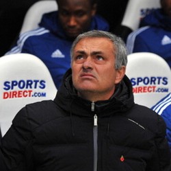 Catatan Tak Spesial The Special One di St James Park