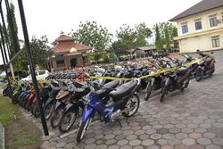 Pencuri Motor Spesialis Halaman Masjid Ditangkap, 59 Motor Disita