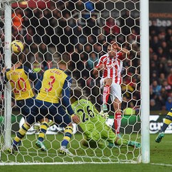 Arsenal Dikalahkan Stoke 2-3