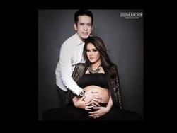 Hamil Tua, Olla Ramlan Dibilang Suami Seksi dan Menggemaskan