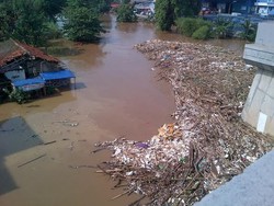 Antisipasi Pembuang Sampah Sembarangan, Pemkot Jaksel Sebar Mata-mata