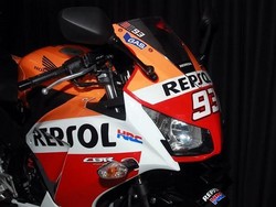 Honda Rilis Blade dan CBR150R Edisi Juara MotoGP