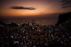 kecak dance and sunset in uluwatu