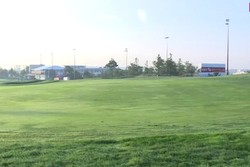 Bukan Main, Bandara di Korea Ini Punya Lapangan Golf