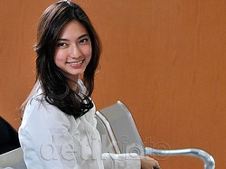 Kisah Nadia Saphira yang Lamarannya Diterima OC Kaligis