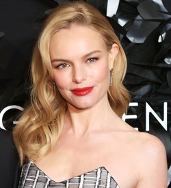 Kate Bosworth Rilis Koleksi Sepatu dari Feminin Sampai Edgy