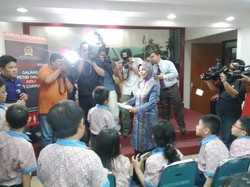 Anak SD Minta DPR Tak Tidur Saat Rapat dan Tidak Korupsi