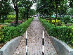 Eks Lokasi Pedagang Keramik Rawasari Kini Jadi Taman Cantik