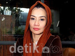 Ngaku Butuh Imam, Reza Artamevia Masih Nyaman Sendiri