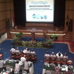 Menhub Jonan Terkesan Ditanya Harga Bantalan Kereta oleh Jokowi