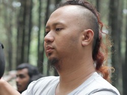 Ketika Para Kru Comic 8: Kasino Kings Tumbang