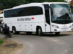 Bus Listrik Buatan Depok Bisa Berlari Sampai 100 Km