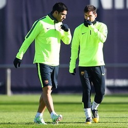 Suarez: Tak Akan Ada Pemain yang Bisa Lewati Messi