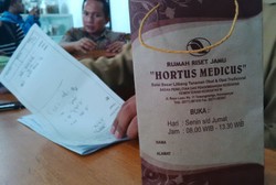 Di Klinik Ini, Pasien yang Berobat Disembuhkan dengan Jamu dan Obat Herbal