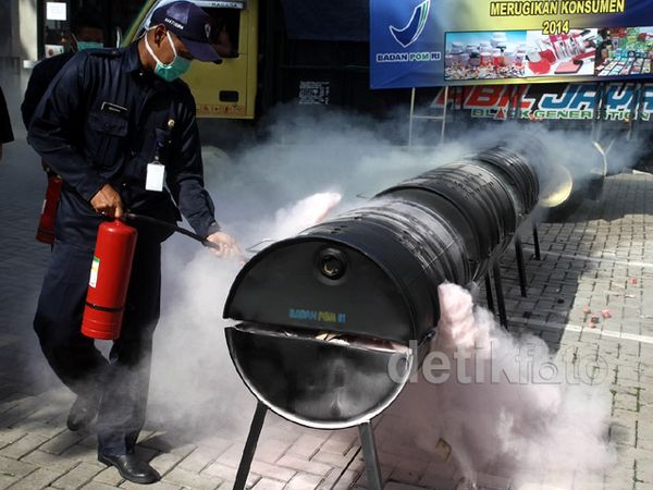 Pemusnahan Obat dan Makanan Ilegal