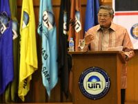 SBY Beri Kuliah Umum di UIN