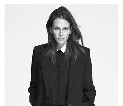Saat Julia Roberts Tampil Maskulin di Iklan Terbaru Givenchy
