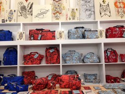 Tulisan Rilis Koleksi Tas Fall/Winter 2014 Terinspirasi dari Ikan Lele