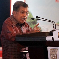 JK: Saya Bukan Pengusaha Pelayaran yang Baik, Kapal Dulu 12 Sekarang Sisa 5